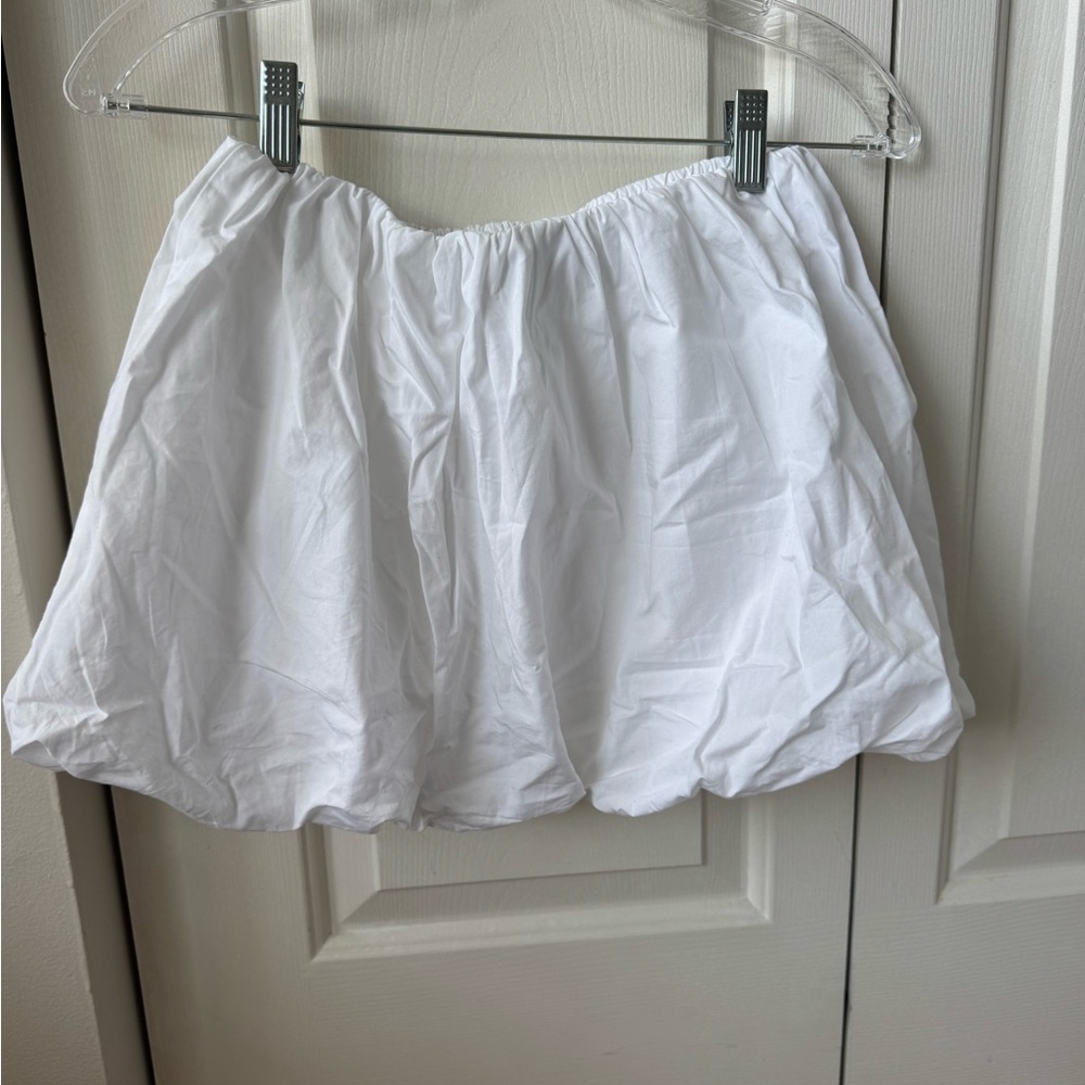 White Aritzia Bubble Skirt